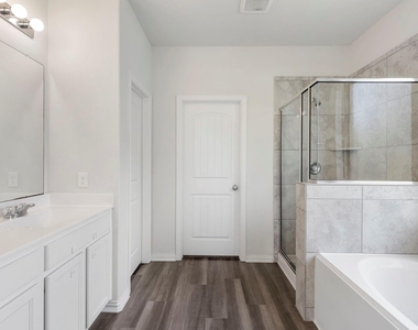 28068 Dove Chase Drive - Photo Thumbnail 21