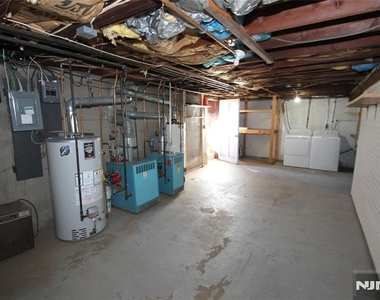 380 Lincoln - Photo Thumbnail 31