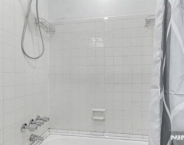 43 Conforti - Photo Thumbnail 26