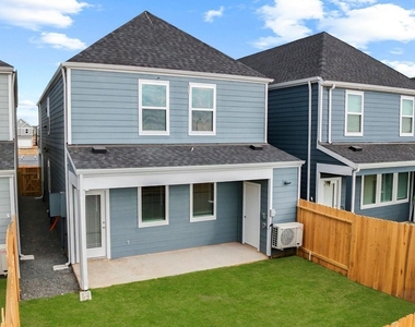 3535 Goldfinch Woods Drive - Photo Thumbnail 19