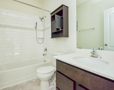 25410 Champion Ridge Court - Photo Thumbnail 4
