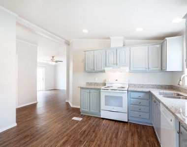 10115 Berrybriar Lane - Photo Thumbnail 3