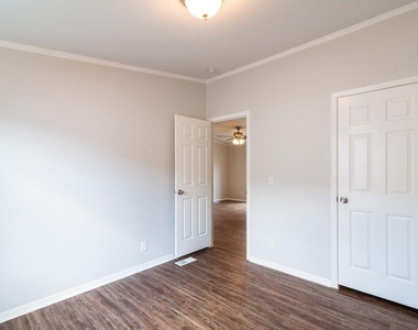 10115 Berrybriar Lane - Photo Thumbnail 16