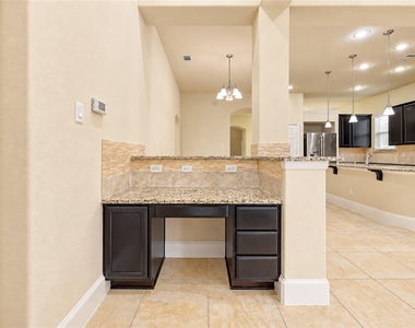 16815 Bannermans Way - Photo Thumbnail 13