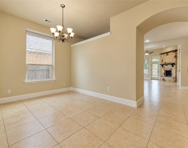 16815 Bannermans Way - Photo Thumbnail 5