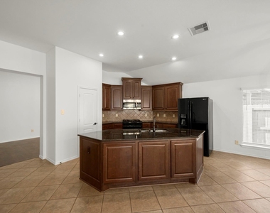 27702 Amy Willow Lane - Photo Thumbnail 4