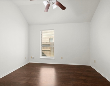 27702 Amy Willow Lane - Photo Thumbnail 18