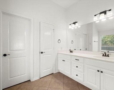 27702 Amy Willow Lane - Photo Thumbnail 12
