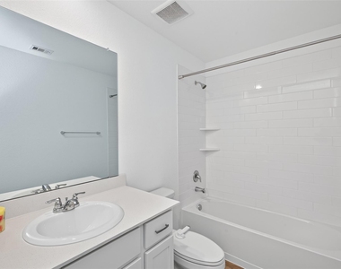 1511 Las Cuevas Drive - Photo Thumbnail 20
