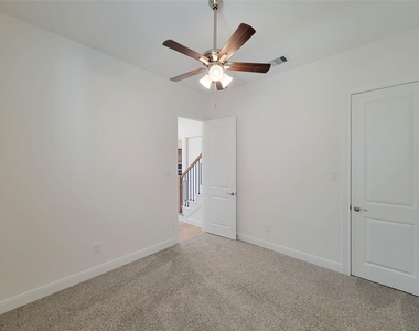 4204 Pleasing Breeze Drive - Photo Thumbnail 27