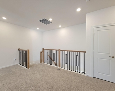 4204 Pleasing Breeze Drive - Photo Thumbnail 20
