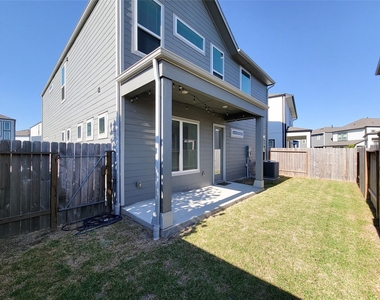 4204 Pleasing Breeze Drive - Photo Thumbnail 44