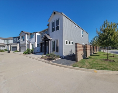4204 Pleasing Breeze Drive - Photo Thumbnail 42