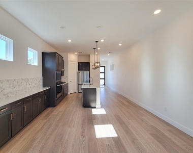 4204 Pleasing Breeze Drive - Photo Thumbnail 14