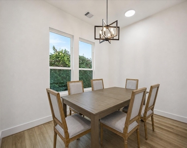 1034 Marcolin Street - Photo Thumbnail 9