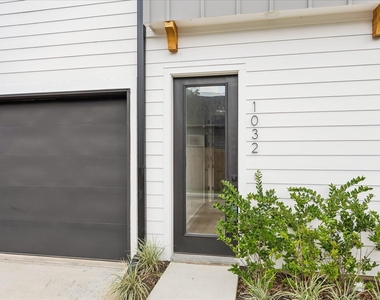 1034 Marcolin Street - Photo Thumbnail 1
