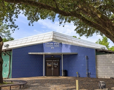 1034 Marcolin Street - Photo Thumbnail 23