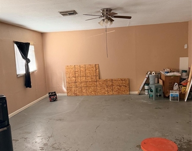 7618 Kellwood Drive - Photo Thumbnail 8