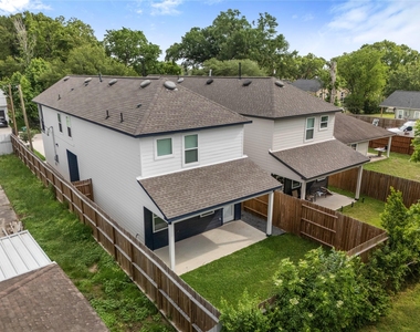 823 Enterprise Street - Photo Thumbnail 46