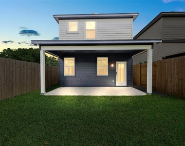 823 Enterprise Street - Photo Thumbnail 43