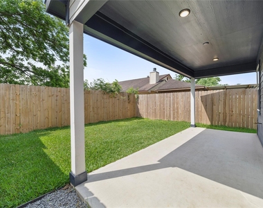 823 Enterprise Street - Photo Thumbnail 42