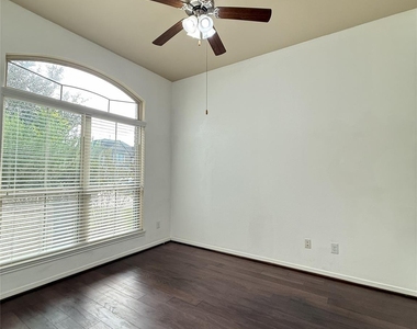 3414 Brampton Island Drive - Photo Thumbnail 4