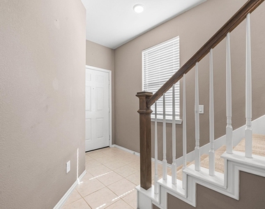 9312 Bauer Vista Drive - Photo Thumbnail 2