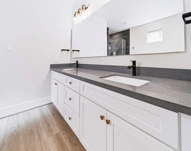 5632 Bertellis Lane - Photo Thumbnail 21