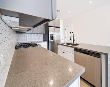 5632 Bertellis Lane - Photo Thumbnail 4