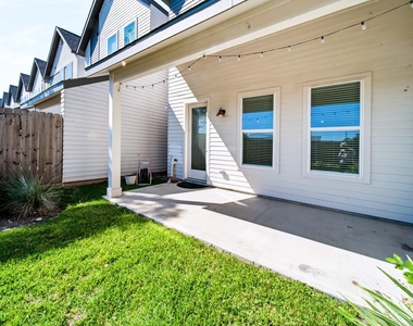 5632 Bertellis Lane - Photo Thumbnail 17