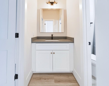 5632 Bertellis Lane - Photo Thumbnail 23