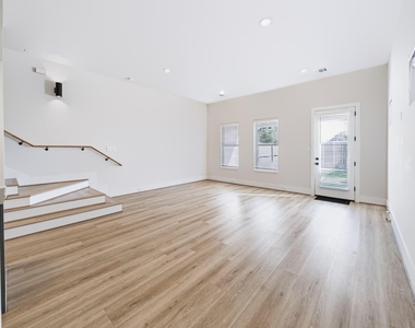 5632 Bertellis Lane - Photo Thumbnail 2