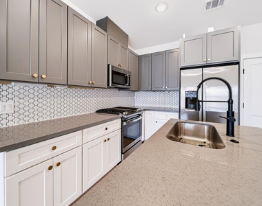 5632 Bertellis Lane - Photo Thumbnail 28