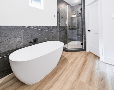 5632 Bertellis Lane - Photo Thumbnail 15
