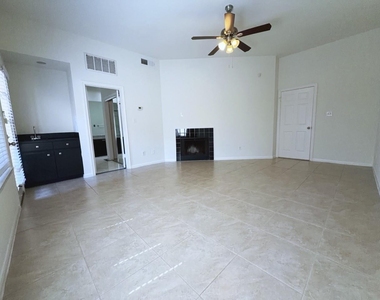 627 Hawthorne Street - Photo Thumbnail 5