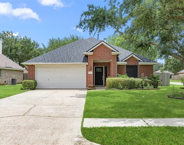 212 Silverbrook Lane - Photo Thumbnail 1