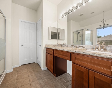 212 Silverbrook Lane - Photo Thumbnail 20