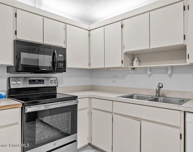 8019 Se Villa Circle - Photo Thumbnail 6