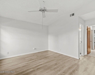 8019 Se Villa Circle - Photo Thumbnail 12
