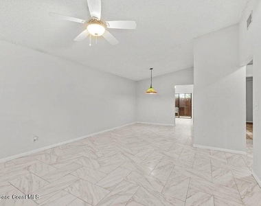 8019 Se Villa Circle - Photo Thumbnail 3