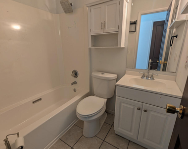 111 Dolphin Street Se - Photo Thumbnail 6