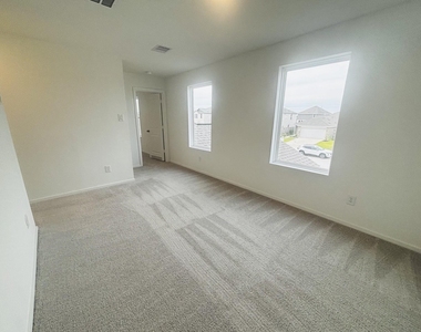 28711 Bottom Grass Trail - Photo Thumbnail 16