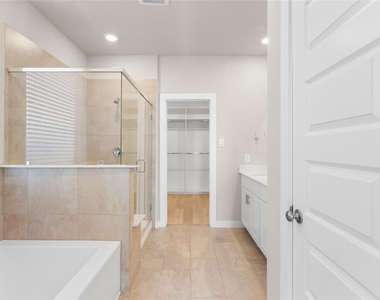 14115 Greystone Terrace Street - Photo Thumbnail 16