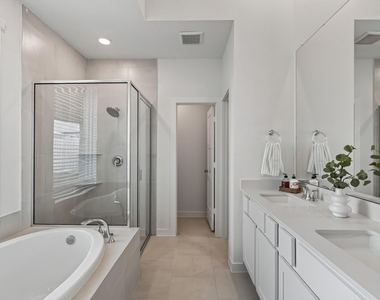 8947 Blackwoods Court - Photo Thumbnail 4