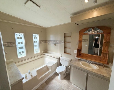 3324 La Salle Avenue - Photo Thumbnail 7