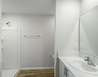 3836 King Hill Drive - Photo Thumbnail 9