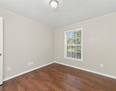 14428 Peppermill Trail - Photo Thumbnail 9