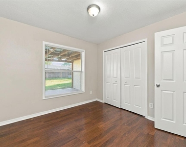 14428 Peppermill Trail - Photo Thumbnail 8
