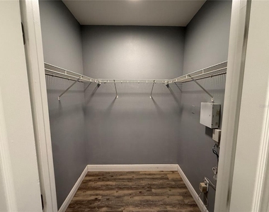 1810 E Palm Avenue - Photo Thumbnail 13
