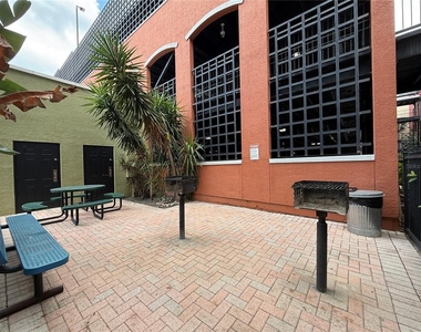 1810 E Palm Avenue - Photo Thumbnail 36